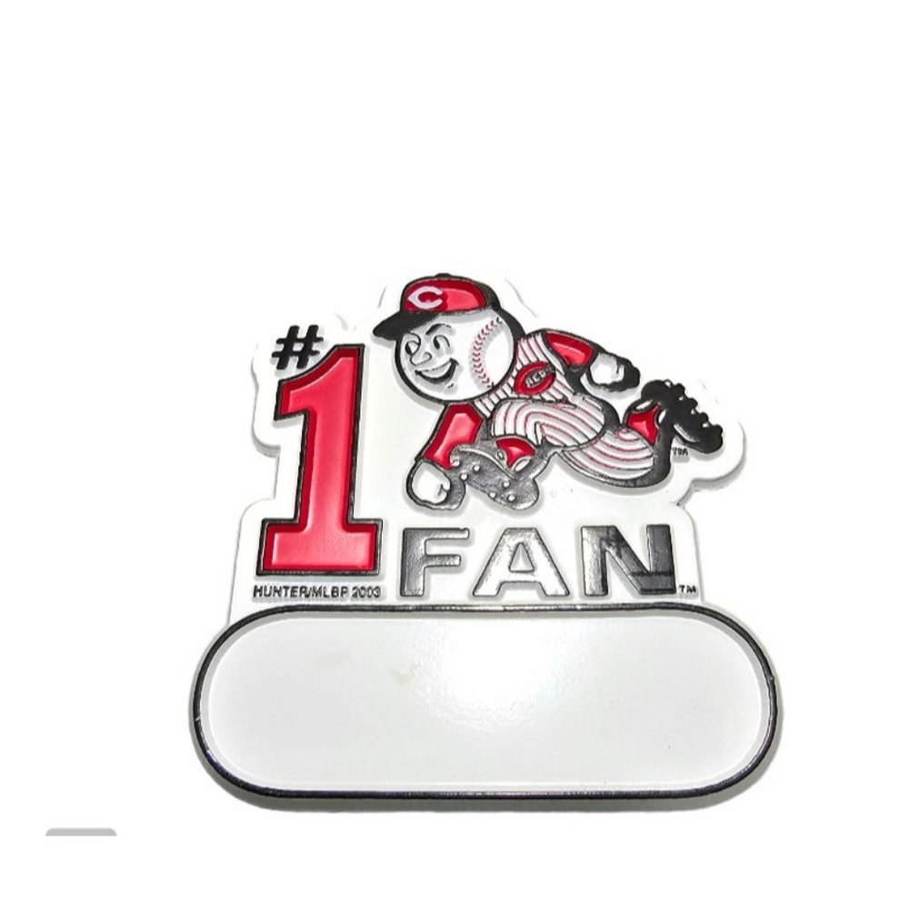 CINCINNATI REDS #1 FAN MAGNET REDS #1 FAN SIZE 3 BY 3 NEW MLB